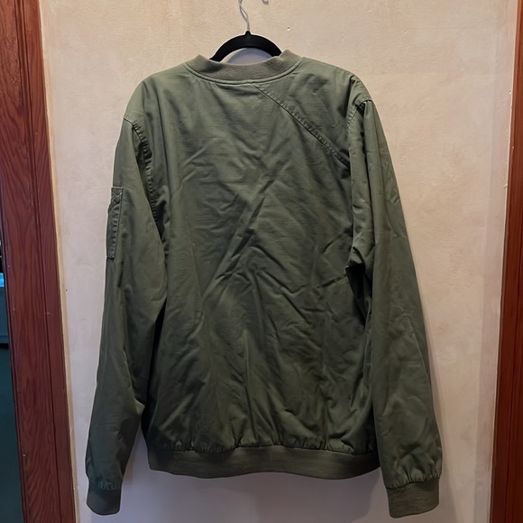 Volcom Bomber Jacket - Picture 4 of 4